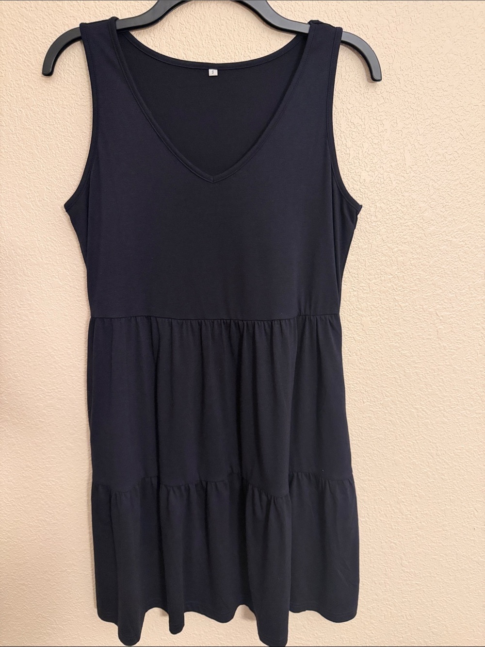 Women's Dark Navy Sleeveless V-Neck Tiered Dress